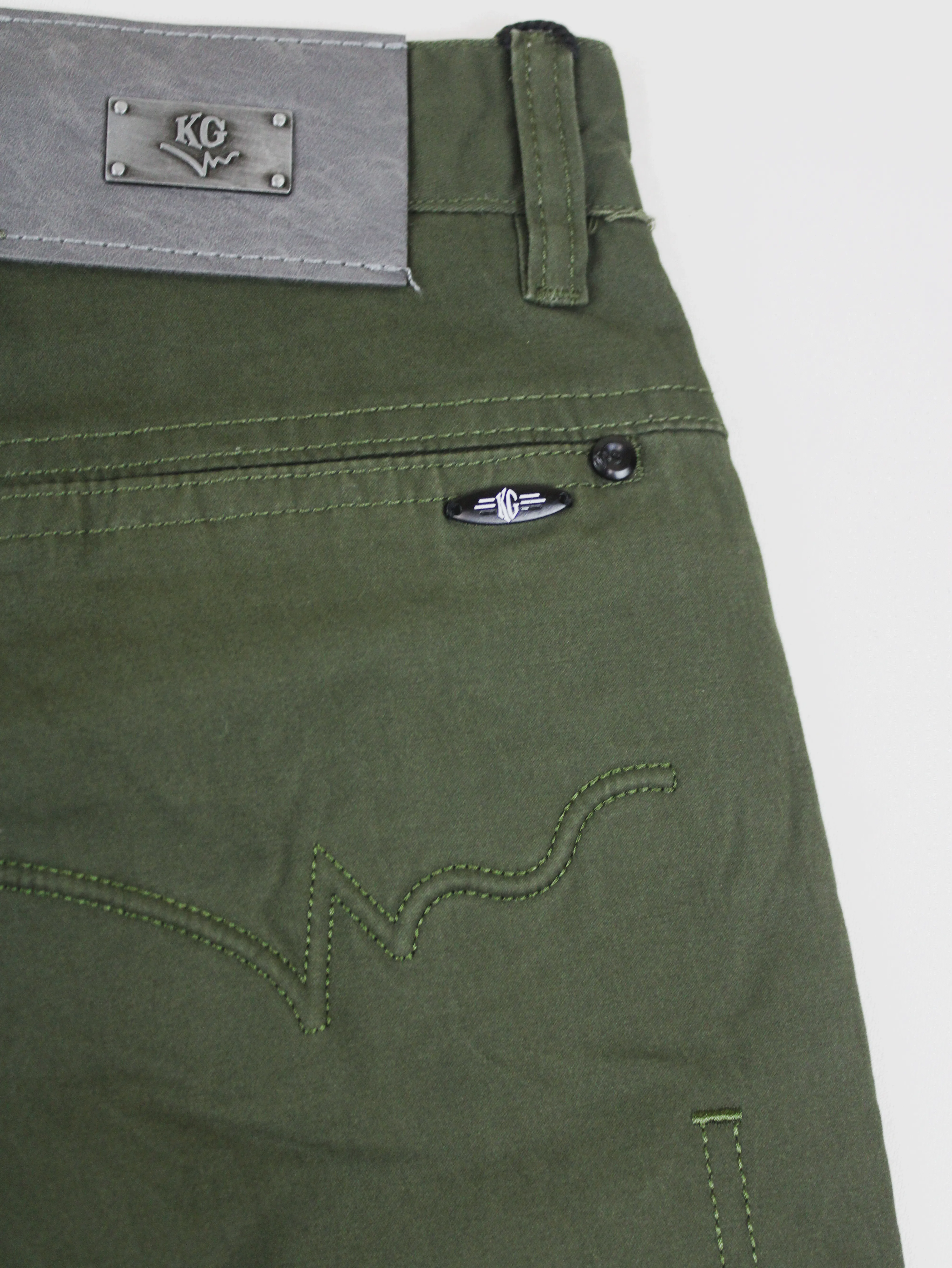 KG DARK OLIVE CLASSIC FIT CHINOS